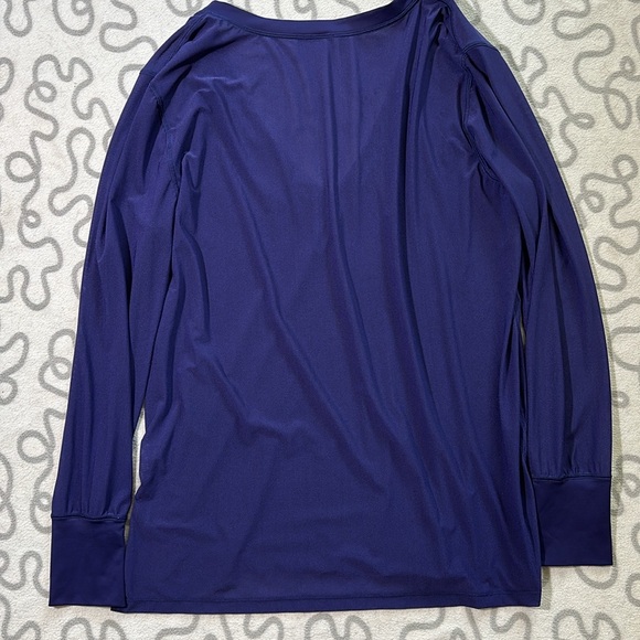 Lululemon Get Low Long Sleeve - Picture 2 of 4